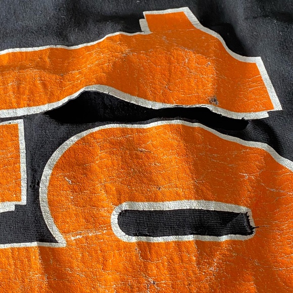 Hooters racing tee - Picture 3 of 4